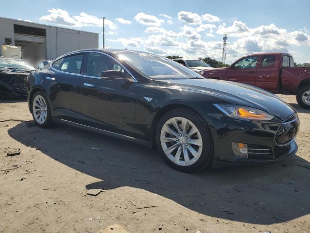 Photo 4 from auction – 2015 TESLA MODEL S 85 with VIN 5YJSA1H21FFP68226
