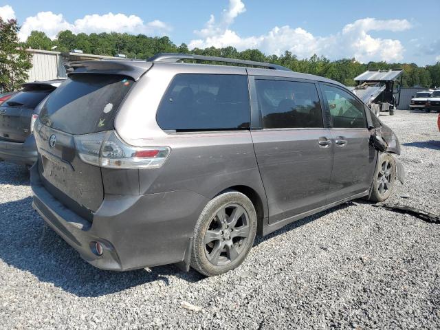 Photo 3 from auction – 2017 TOYOTA SIENNA SE with VIN 5TDXZ3DC6HS783909