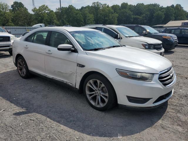 Photo 4 from auction – 2013 FORD TAURUS SEL with VIN 1FAHP2E89DG183328