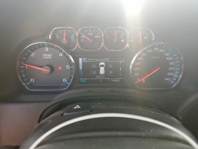 Photo 9 from auction – 2020 CHEVROLET SUBURBAN C with VIN 1GNSCHKC0LR223099