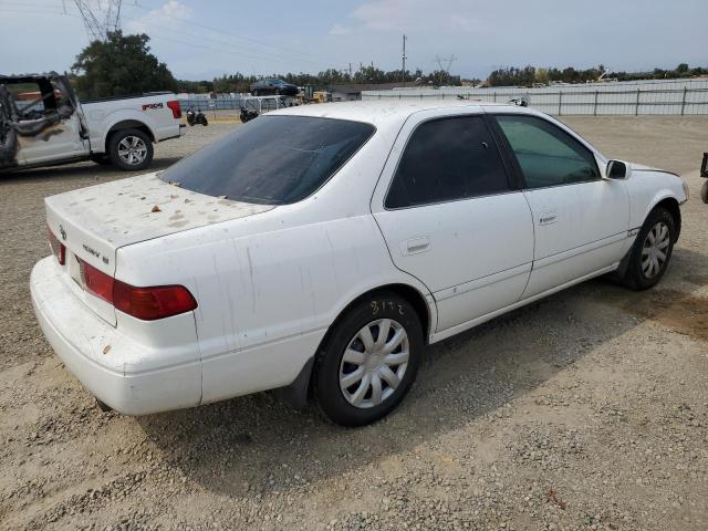 Photo 3 from auction – 2000 TOYOTA CAMRY CE with VIN JT2BG22K1Y0483016