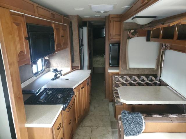 Photo 6 from auction – 2011 FORD F53 with VIN 1F66F5DY2B0A03137