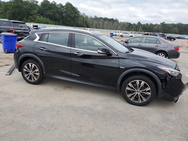 Photo 4 from auction – 2018 INFINITI QX30 BASE with VIN SJKCH5CR4JA055136