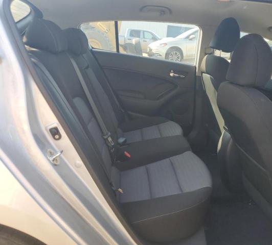 Photo 10 from auction – 2016 KIA FORTE LX with VIN KNAFK5A85G5654931