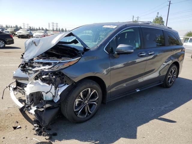 Photo 1 from auction – 2025 TOYOTA SIENNA LIM with VIN 5TDESKFC7SS201911