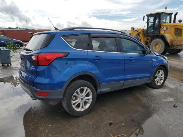 Photo 3 from auction – 2019 FORD ESCAPE SEL with VIN 1FMCU0HD7KUA12226