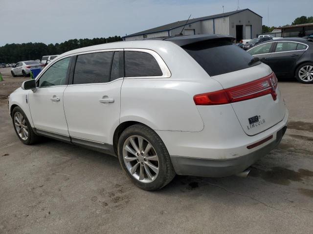 Photo 2 from auction – 2010 LINCOLN MKT with VIN 2LMHJ5AT0ABJ25389