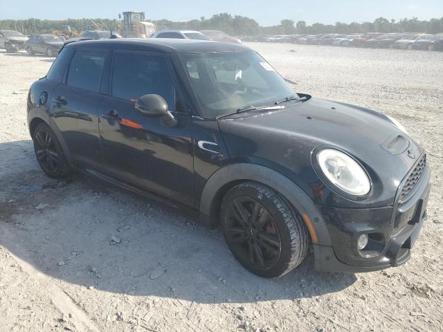 Photo 4 from auction – 2018 MINI COOPER S with VIN WMWXU3C58J2F51116