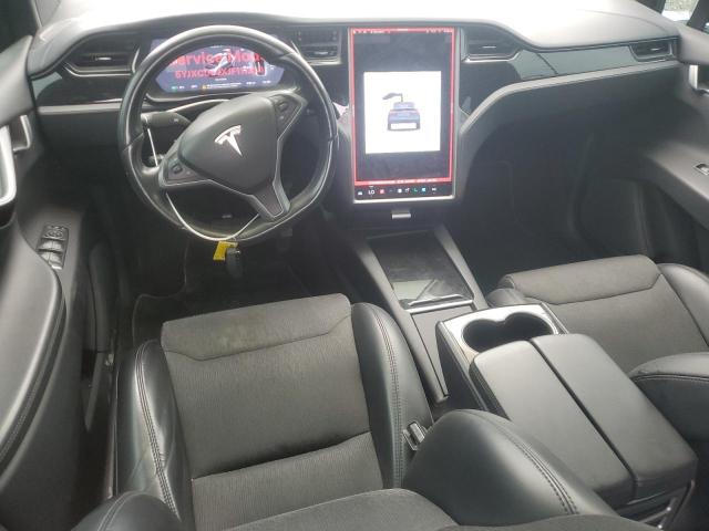 Photo 8 from auction – 2018 TESLA MODEL X with VIN 5YJXCDE2XJF111388