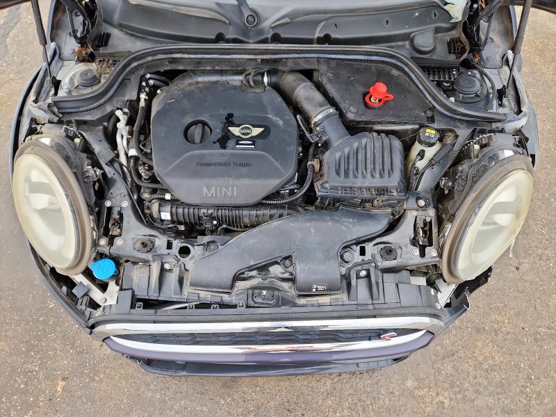 Photo 11 from auction – 2018 MINI COOPER S with VIN WMWXP7C53J2A48608