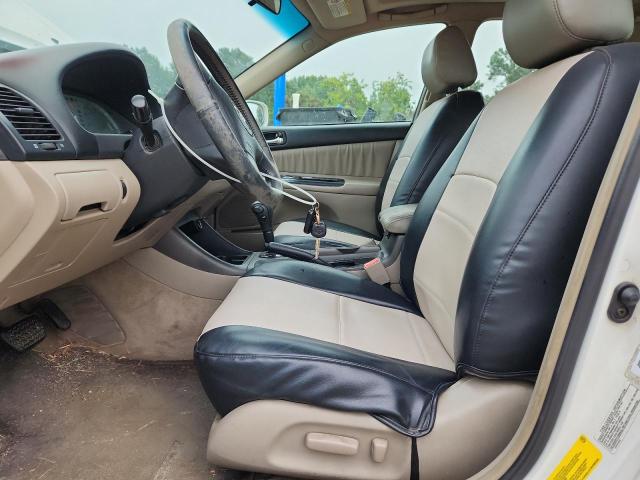 Photo 7 from auction – 2002 TOYOTA CAMRY LE with VIN 4T1BF30K42U028384