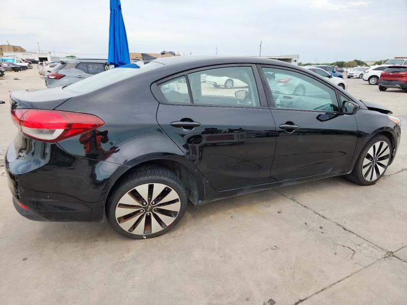 Photo 3 from auction – 2017 KIA FORTE LX with VIN 3KPFK4A76HE019484