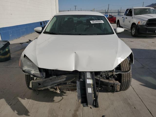 Photo 5 from auction – 2012 VOLKSWAGEN PASSAT with VIN 1VWAP7A34CC024450
