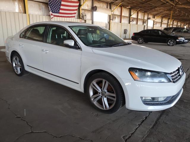 Photo 4 from auction – 2014 VOLKSWAGEN PASSAT SEL with VIN 1VWCT7A35EC047517
