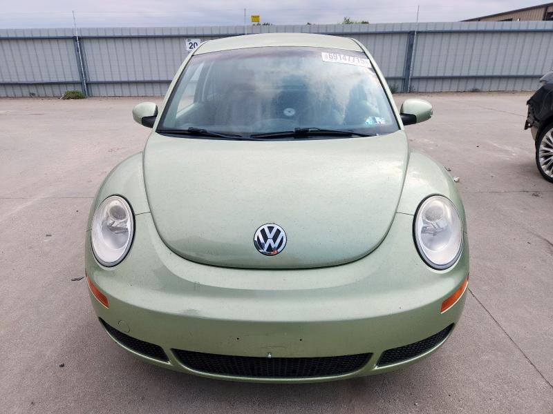 Photo 5 from auction – 2010 VOLKSWAGEN NEW BEETLE with VIN 3VWPG3AG4AM011361