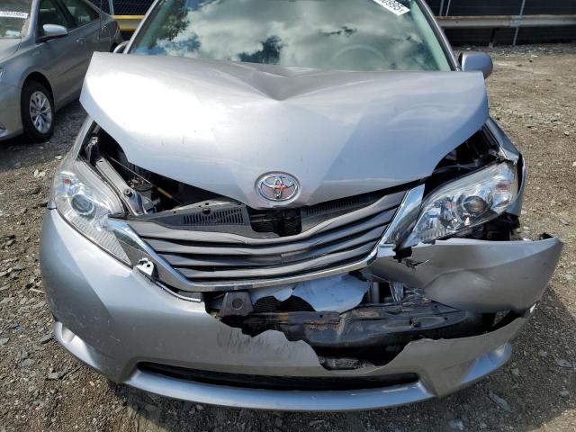 Photo 12 from auction – 2013 TOYOTA SIENNA XLE with VIN 5TDYK3DC4DS348471