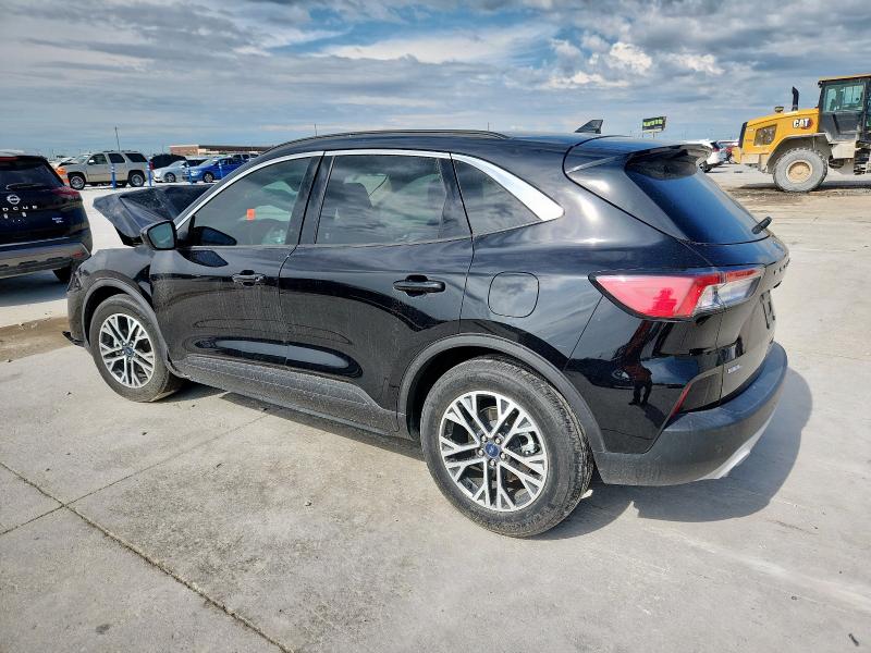 Photo 2 from auction – 2020 FORD ESCAPE SEL with VIN 1FMCU0H6XLUA83780
