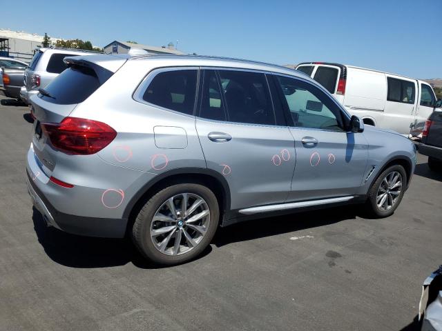 Photo 3 from auction – 2019 BMW X3 SDRIVE3 with VIN 5UXTR7C58KLF27564