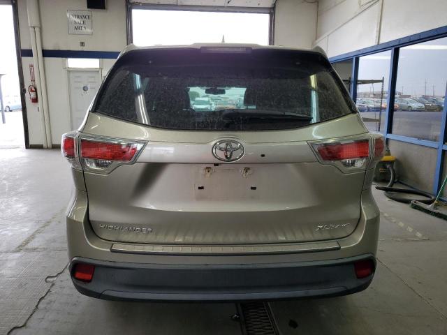 Photo 6 from auction – 2016 TOYOTA HIGHLANDER with VIN 5TDJKRFH9GS346278