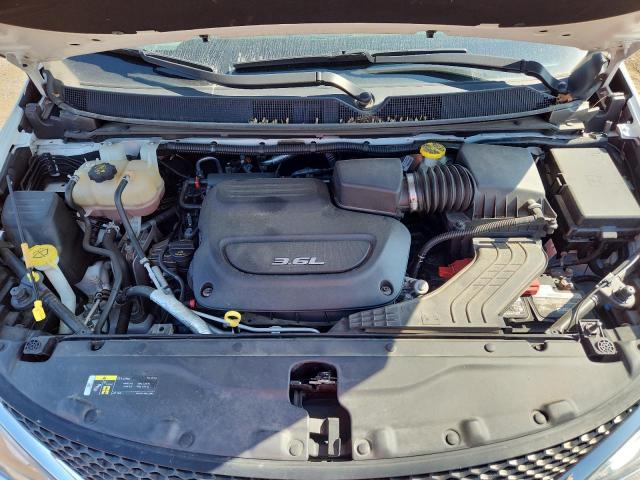 Photo 12 from auction – 2018 CHRYSLER PACIFICA T with VIN 2C4RC1EG3JR131294
