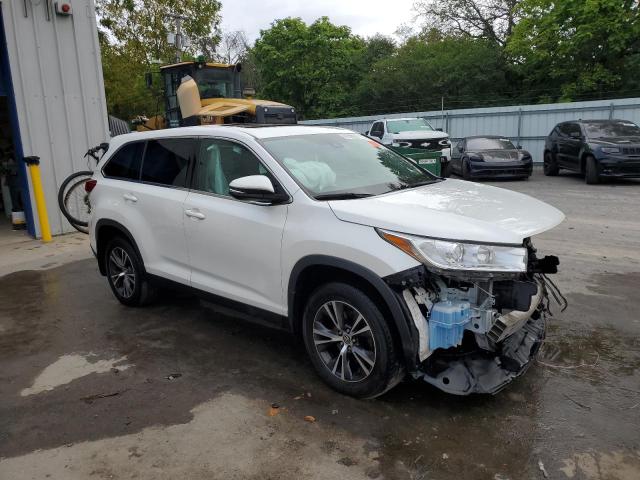 Photo 4 from auction – 2019 TOYOTA HIGHLANDER with VIN 5TDBZRFH5KS918536