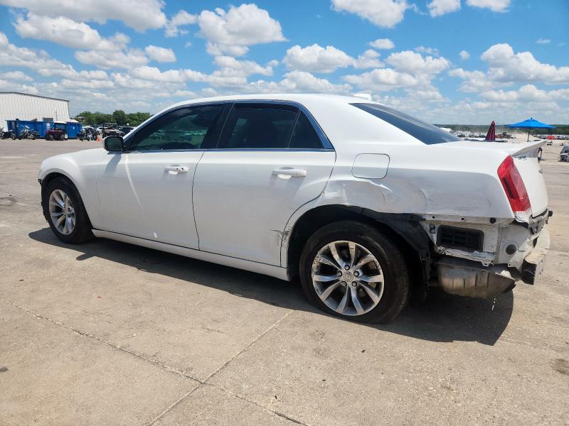 Photo 2 from auction – 2015 CHRYSLER 300 LIMITE with VIN 2C3CCAAG2FH818294