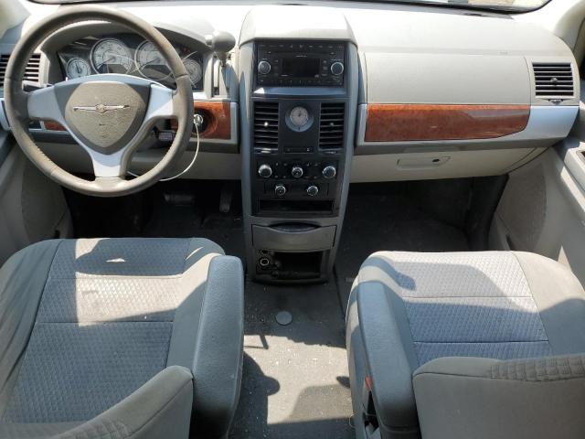 Photo 8 from auction – 2008 CHRYSLER TOWN & COU with VIN 2A8HR54P58R679142