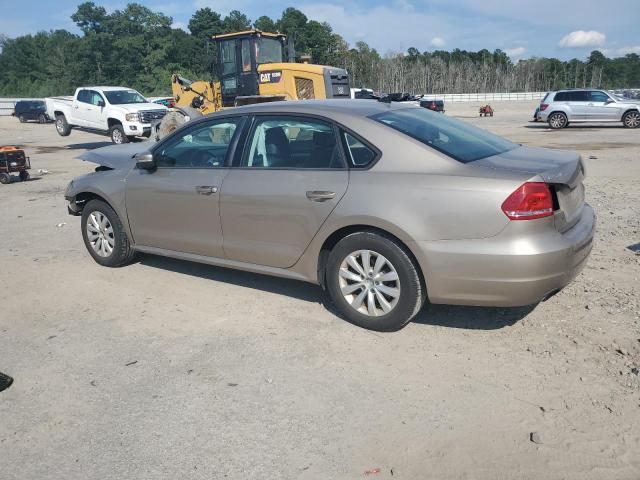 Photo 2 from auction – 2015 VOLKSWAGEN PASSAT S with VIN 1VWAT7A33FC010670