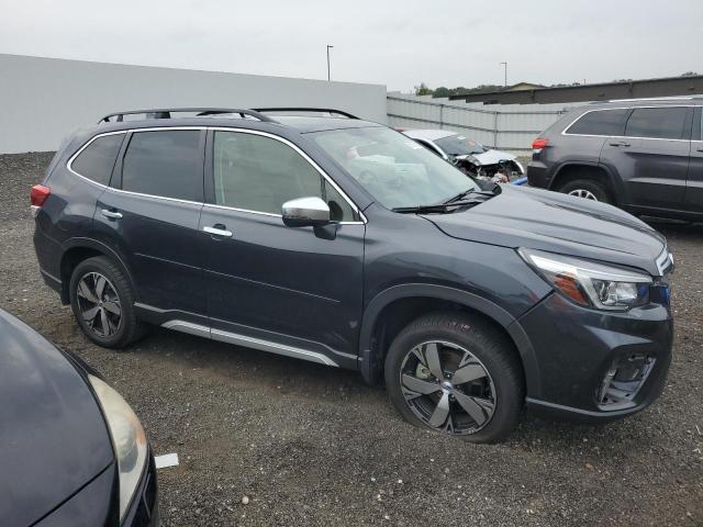 Photo 4 from auction – 2019 SUBARU FORESTER T with VIN JF2SKAWC6KH430955