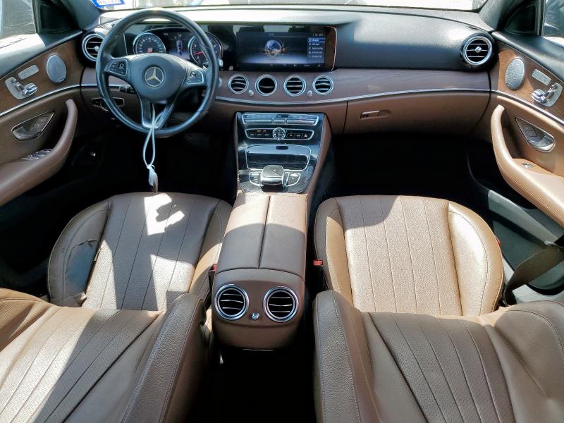 Photo 8 from auction – 2017 MERCEDES-BENZ E 300 with VIN WDDZF4JB5HA022052