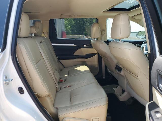 Photo 11 from auction – 2016 TOYOTA HIGHLANDER with VIN 5TDJKRFH5GS350361