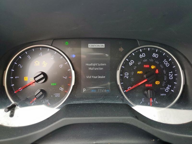 Photo 9 from auction – 2019 TOYOTA RAV4 XLE with VIN JTMW1RFV1KD015844
