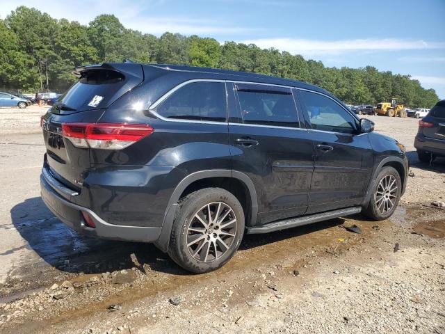 Photo 3 from auction – 2017 TOYOTA HIGHLANDER with VIN 5TDJZRFH3HS474271