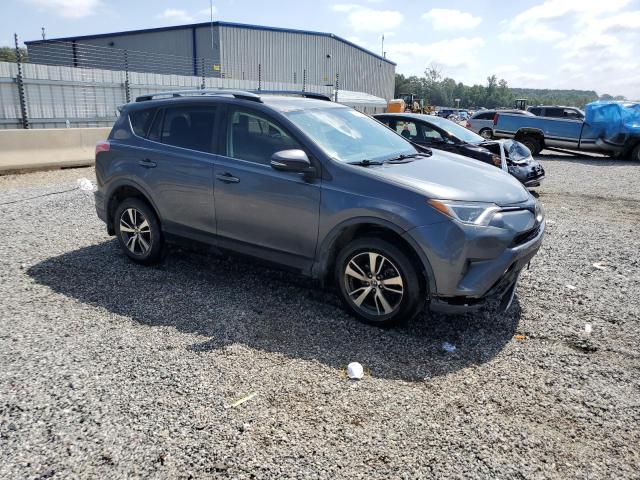 Photo 4 from auction – 2017 TOYOTA RAV4 XLE with VIN JTMWFREV6HD095735