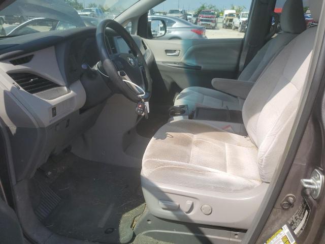 Photo 7 from auction – 2016 TOYOTA SIENNA LE with VIN 5TDKK3DC8GS729346