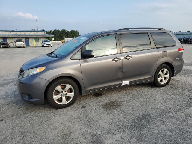 Photo 1 from auction – 2014 TOYOTA SIENNA LE with VIN 5TDKK3DC4ES465197