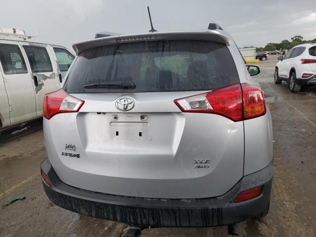 Photo 6 from auction – 2015 TOYOTA RAV4 XLE with VIN JTMRFREV2FD116946
