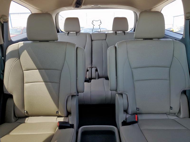 Photo 10 from auction – 2018 HONDA PILOT ELIT with VIN 5FNYF6H04JB068202