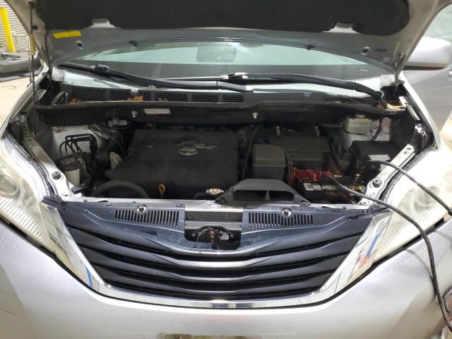 Photo 12 from auction – 2012 TOYOTA SIENNA LE with VIN 5TDKK3DCXCS211426