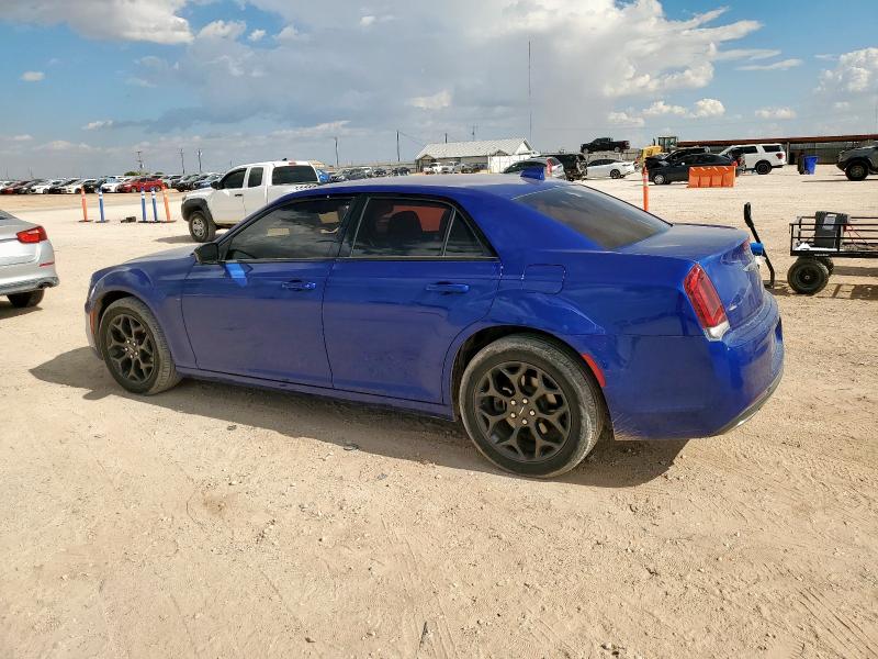 Photo 2 from auction – 2019 CHRYSLER 300 TOURIN with VIN 2C3CCARG8KH581213