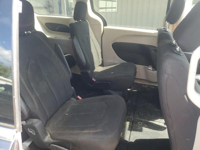 Photo 11 from auction – 2017 CHRYSLER PACIFICA L with VIN 2C4RC1CG1HR521131
