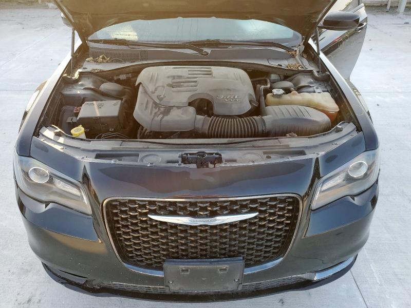 Photo 11 from auction – 2015 CHRYSLER 300 S with VIN 2C3CCABG0FH922488