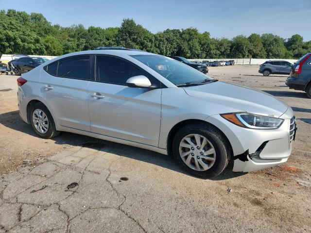 Photo 4 from auction – 2017 HYUNDAI ELANTRA SE with VIN 5NPD74LF6HH084800