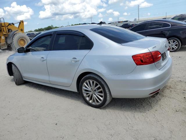 Photo 2 from auction – 2012 VOLKSWAGEN JETTA SEL with VIN 3VWLP7AJ6CM466880