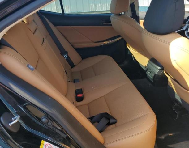 Photo 10 from auction – 2018 LEXUS IS 300 with VIN JTHC81D20J5030576
