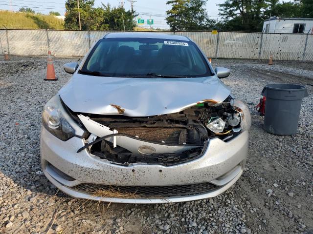 Photo 5 from auction – 2015 KIA FORTE LX with VIN KNAFK4A6XF5418525