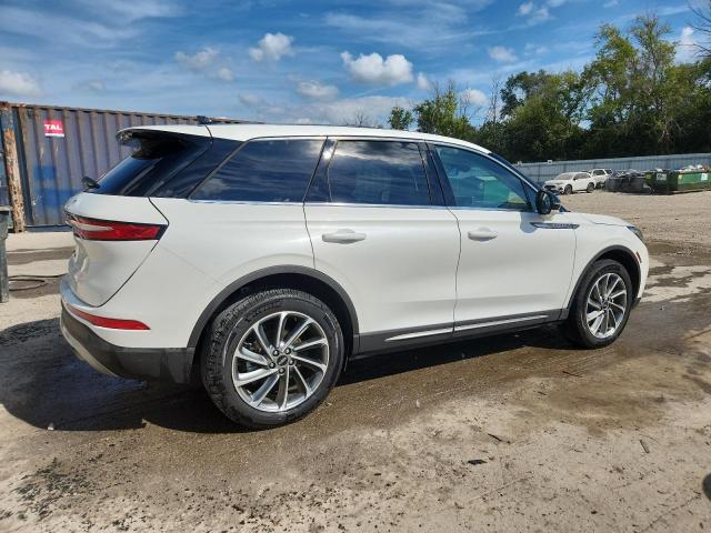 Photo 3 from auction – 2024 LINCOLN CORSAIR with VIN 5LMCJ1CA9RUL22302