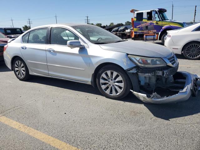 Photo 4 from auction – 2015 HONDA ACCORD with VIN 1HGCR2F89FA033806