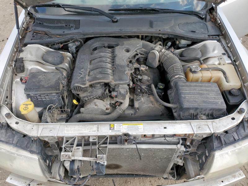 Photo 11 from auction – 2010 CHRYSLER 300 TOURIN with VIN 2C3CA5CV0AH167460