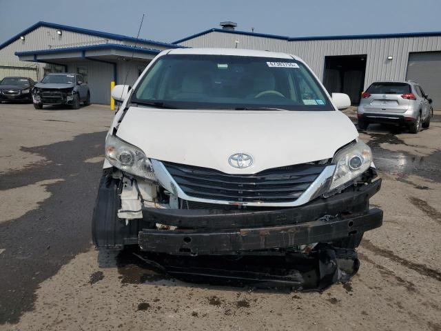 Photo 5 from auction – 2014 TOYOTA SIENNA LE with VIN 5TDKK3DCXES485499